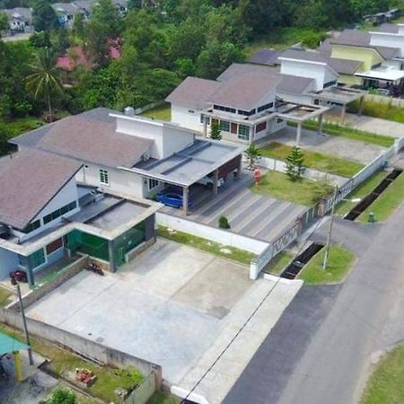 Dlayaran Villa Guest House 瓜拉云冰 外观 照片